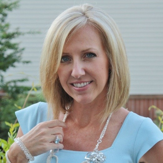 [Styled%2520by%2520Tori%2520Spelling%2520Glitz%2520Collection%2520%2528533x800%2529%255B11%255D.jpg]