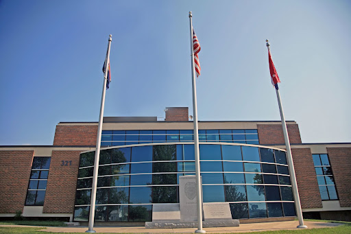The Springfield Police Department is located off Chestnut Expressway.
Photo Credit: Alex Crowder