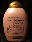 Organix scored 2 + 4 + 2 = 8. Great performance for a good price, but though it's sulfate and paraben free, it does have some artificial ingredients. ($6.99 for 10oz)