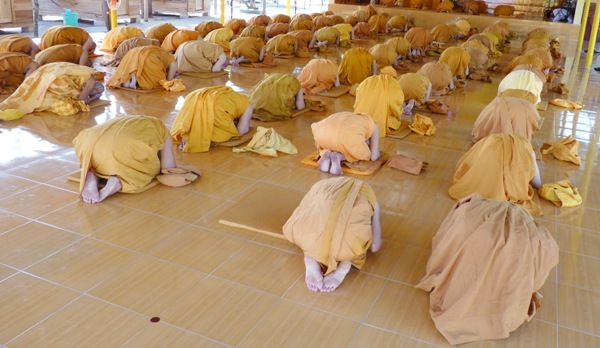 lễ khai mạc.JPG
