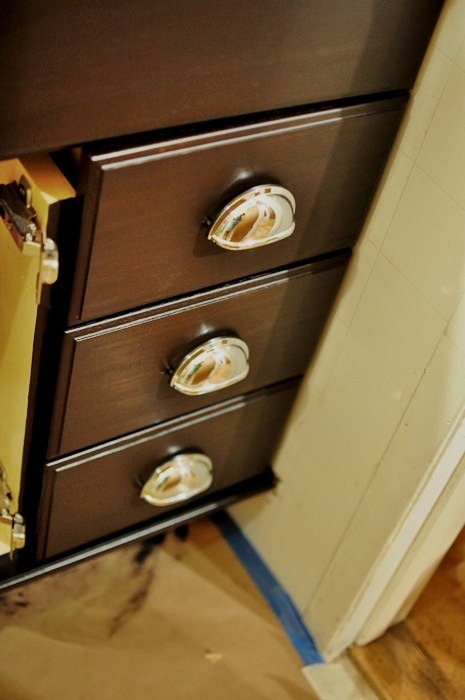 OakCabinets14