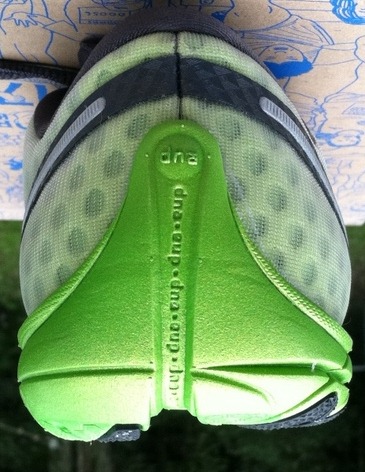 [Brooks%2520Pure%2520Connect%2520-%2520Heel%255B6%255D.jpg]