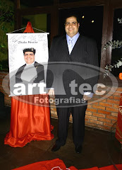 Album (digital) de fotos de CLEIDER MOREIRA. Fotografias digitais da Art Tec Fotografias que faz fotos de casamento, fotos de festas, fotos de eventos sociais, fotos de aniversário, fotos de formatura, fotojornalismo, ensaios fotográficos, fotos de estúdio, book fotográfico e outros serviços fotográficos em Pelotas, RS, e outras cidades do Rio Grande do Sul. fotos casamento de pelotas rs para noivas casamentos rio grande do sul foto fotografia fotógrafos receita doces vestido noiva com br festa no campo preparativos