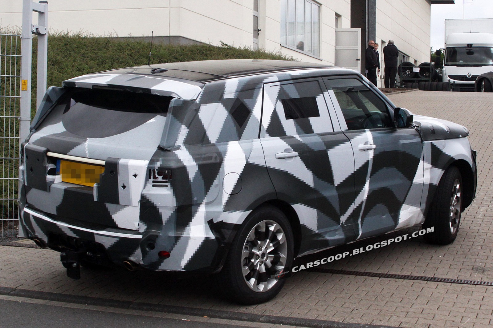 [2014-Range-Rover-Spied-5%255B3%255D.jpg]