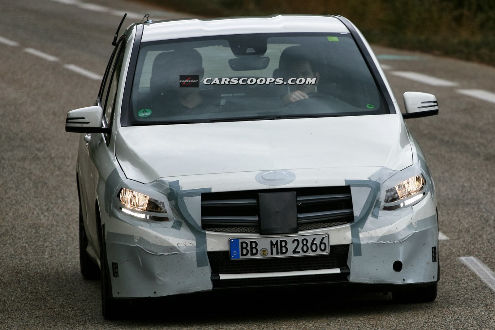 [2015-Mercedes-B-Class-FL-1%255B3%255D.jpg]