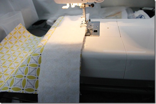 04_sew side piece to front of inner bag 04_sew side piece to front of inner bag