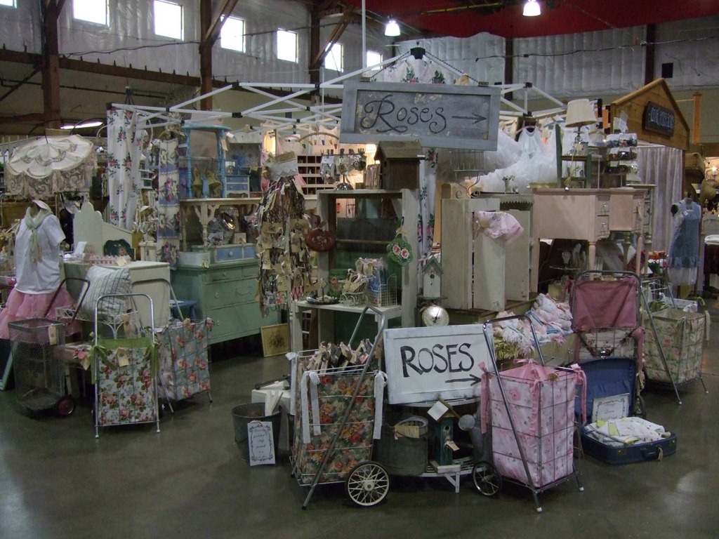 [Farm%2520Chicks%2520booth%25202009%255B4%255D.jpg]