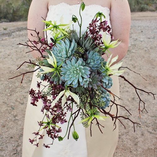 [20120303weddingbouquet-floral-verde5.jpg]