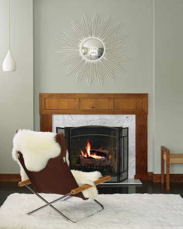 A shag rug and a sheepskin throw are especially appealing in winter.