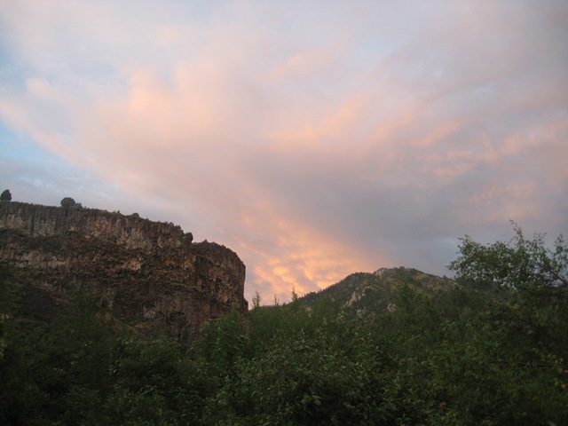 [SunsetoverSouthForkHiltonCamp3.jpg]