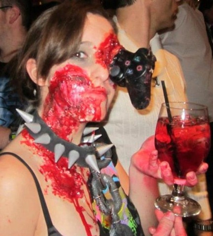 [gamer-girl-zombie-makeover-7%255B2%255D.jpg]