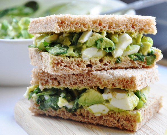 avocado egg salad sandwich 072