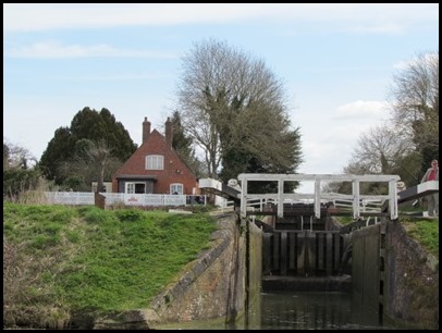 104 Top Lock cafe 104 Top Lock cafe