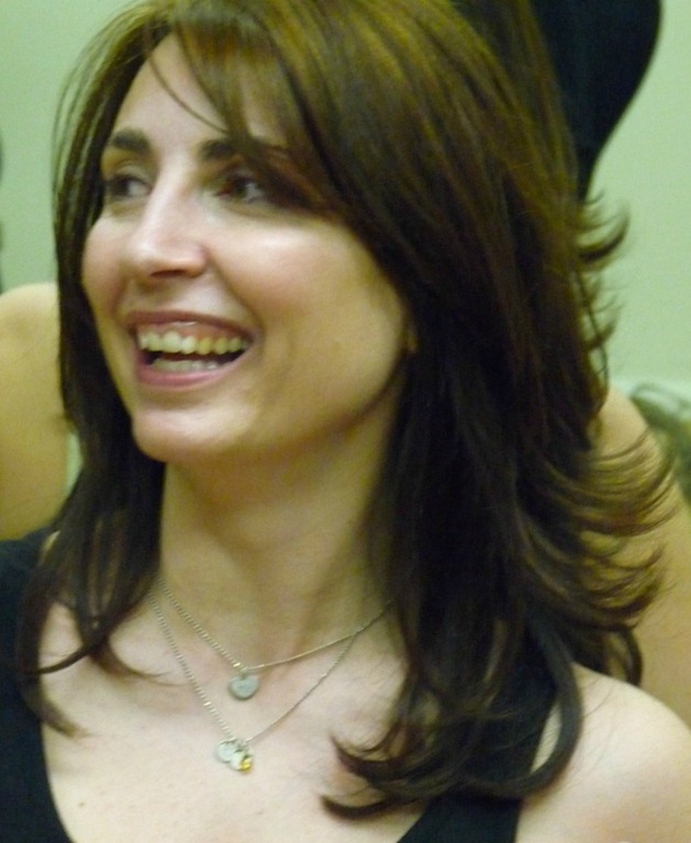 [eclecticallyvintage.kelly%255B2%255D.jpg]