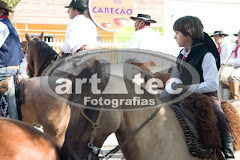 Fotos do evento Desfile 7 de Setembro. Foto numero 3. Fotografia (fotografias) da Art Tec Fotografias que faz fotos de casamento, fotos de festas, fotos de eventos sociais, fotos de aniversário, fotos de formatura, fotojornalismo, ensaios fotográficos, fotos de estúdio, book fotográfico e outros serviços fotográficos em Pelotas, RS, e outras cidades do Rio Grande do Sul. fotos casamento de pelotas rs para noivas casamentos rio grande do sul foto fotografia convite recepção lembrancinha confraternizações bolo vestidos noiva