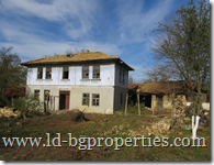 ID:1493 Двухэтажный каменный дом с участком в селе Момчилово, обл. Варна