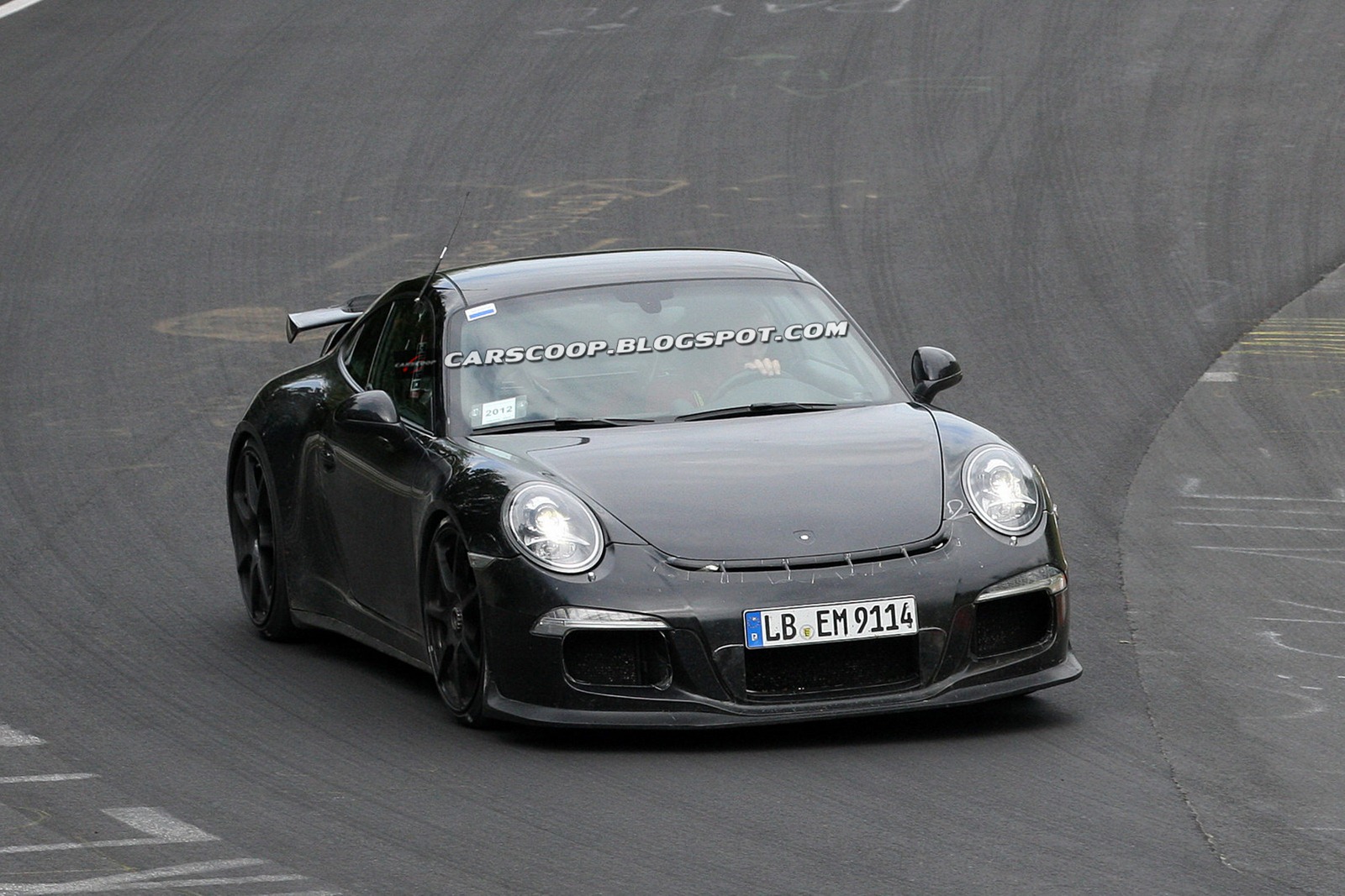 [New-Porsche-911-GT3-2013-01%255B7%255D.jpg]