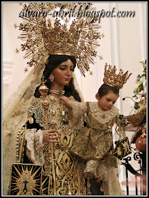 BESAMANOS-CARMEN-CORONADA-MALAGA-2011-ALVARO-ABRIL-(1).jpg