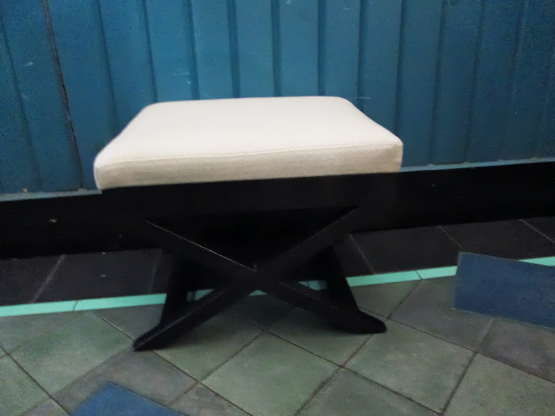 X Base Stool