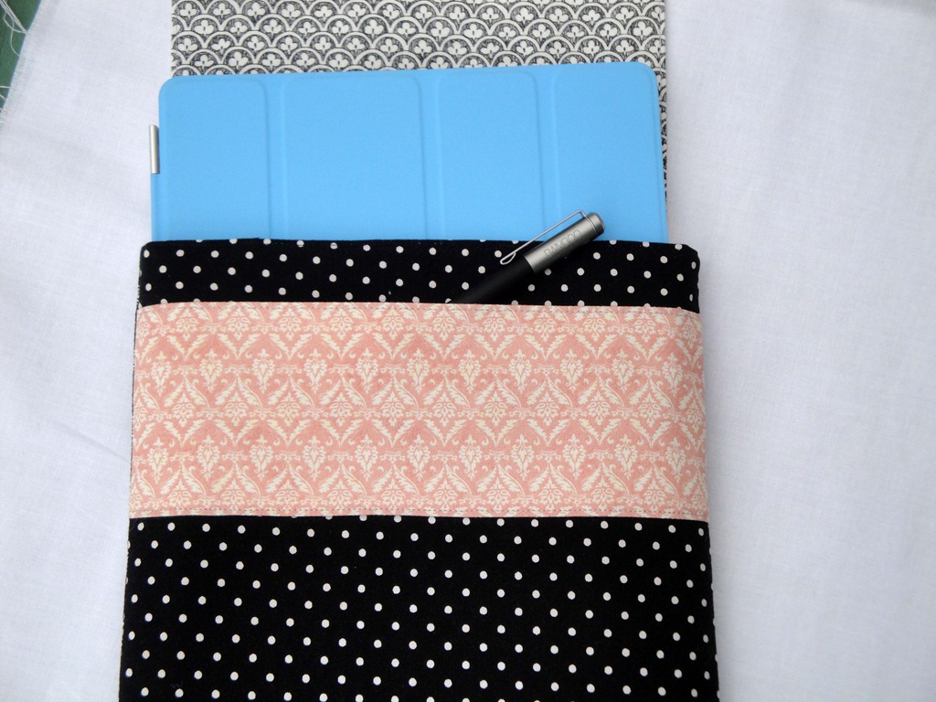 [1%2520iPad%2520ghastlies%2520with%2520smart%2520cover%255B3%255D.jpg]