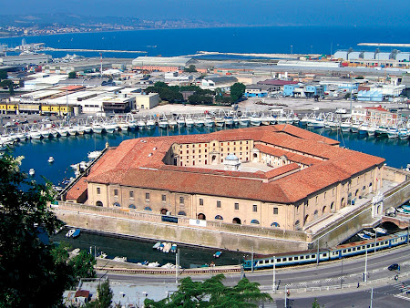 3. Ancona.jpg
