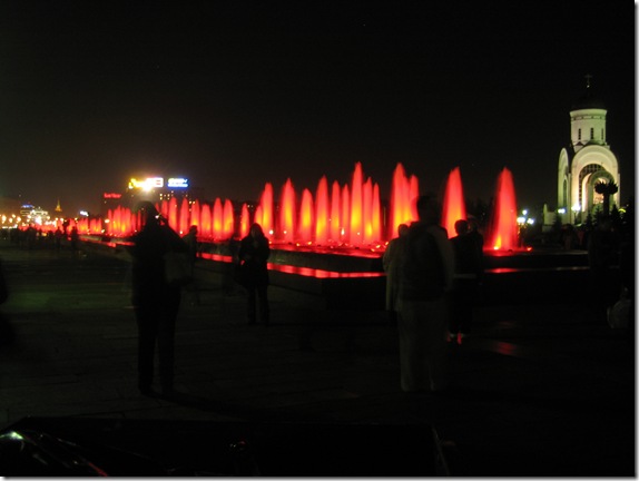Victory Park - Endless Fountain by Night 01