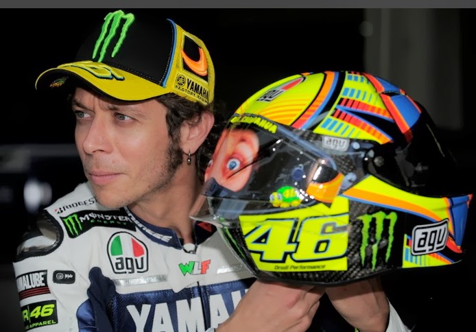 mediaset-rossi-casco1.jpg