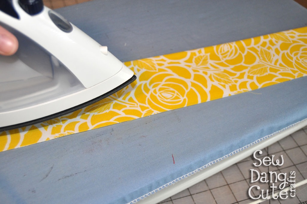 [Fold-in-half-lengthwise-and-iron%255B3%255D.jpg]