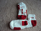 Matching Nike Basketball Elite Socks for LeBron 9 Miami Vice nike basketball elite lebron socks whitered 1 01 Matching Nike Basketball Elite Socks for LeBron 9 Miami Vice