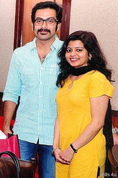 [prthivraj%2520with%2520supriya11%255B10%255D.jpg]