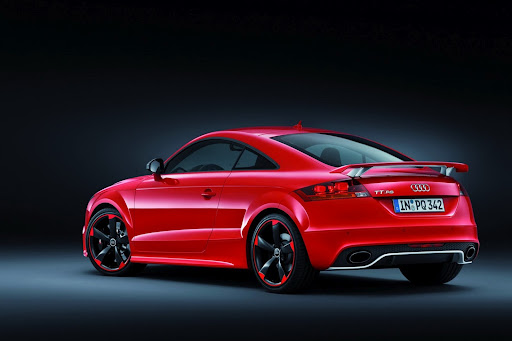 2013-Audi-TT-RS-Plus-10.jpg
