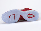 Throwback Thursday: Look Back at LBJs 2011 Christmas Shoes nike lebron 9 gr christmas 8 03 Throwback Thursday: Look Back at LBJs 2011 Christmas Shoes