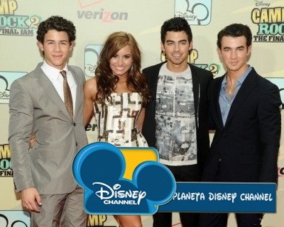 [Demi-Lovato-nao-fara-mais-show-com-Jonas-Brothers-no-Brasil%2520%25281%25292%255B17%255D.jpg]