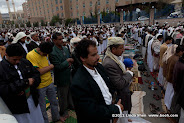 Friday prayer on 60 Meter Rd, Sana'a, Yemen جمعة الوفاء لأبين  في شارع الستين بصنعاء