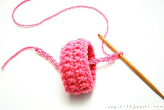 CrochetedPaperChainHeart6