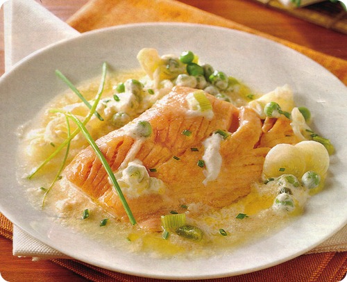 salmone con i piselli salmone con i piselli