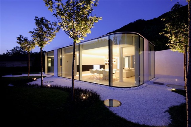 [paisajismo-casa-Lago-de-Lugano-JM-arquitectos%255B4%255D.jpg]