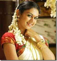kamna-jetmalani_in_kerala saree