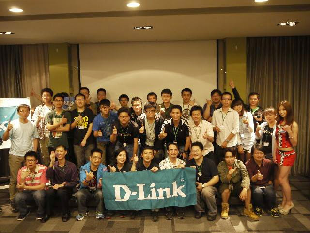 D-Link 11 AC 我要成為雲路由之王 !! 全球最快雲路由 !!