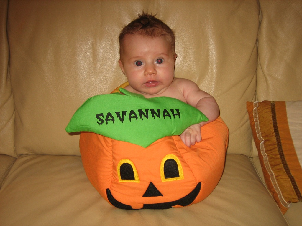 [Copy%2520of%2520October%25202009%2520149%255B4%255D.jpg]