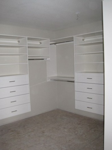 [oct5masterclosetin%2521%255B3%255D.jpg]