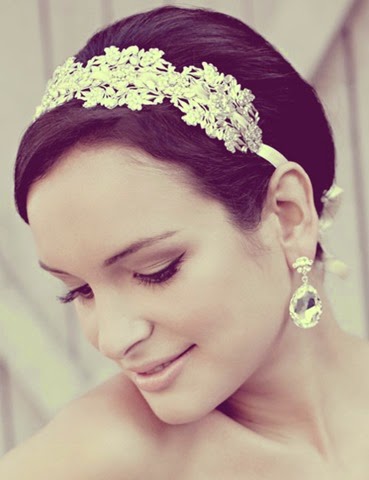 [Short-Wedding-Hairstyles-for-Women-11%255B4%255D.jpg]