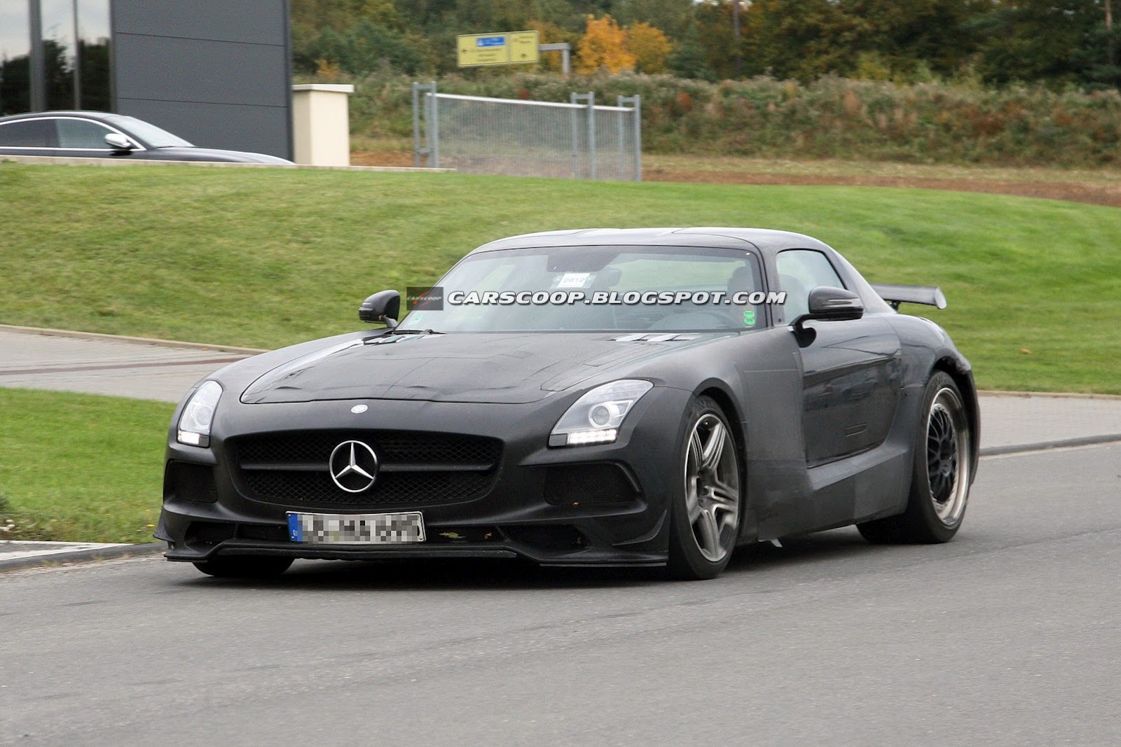 [Mercedes-SLS-AMG-BE-02%255B3%255D.jpg]