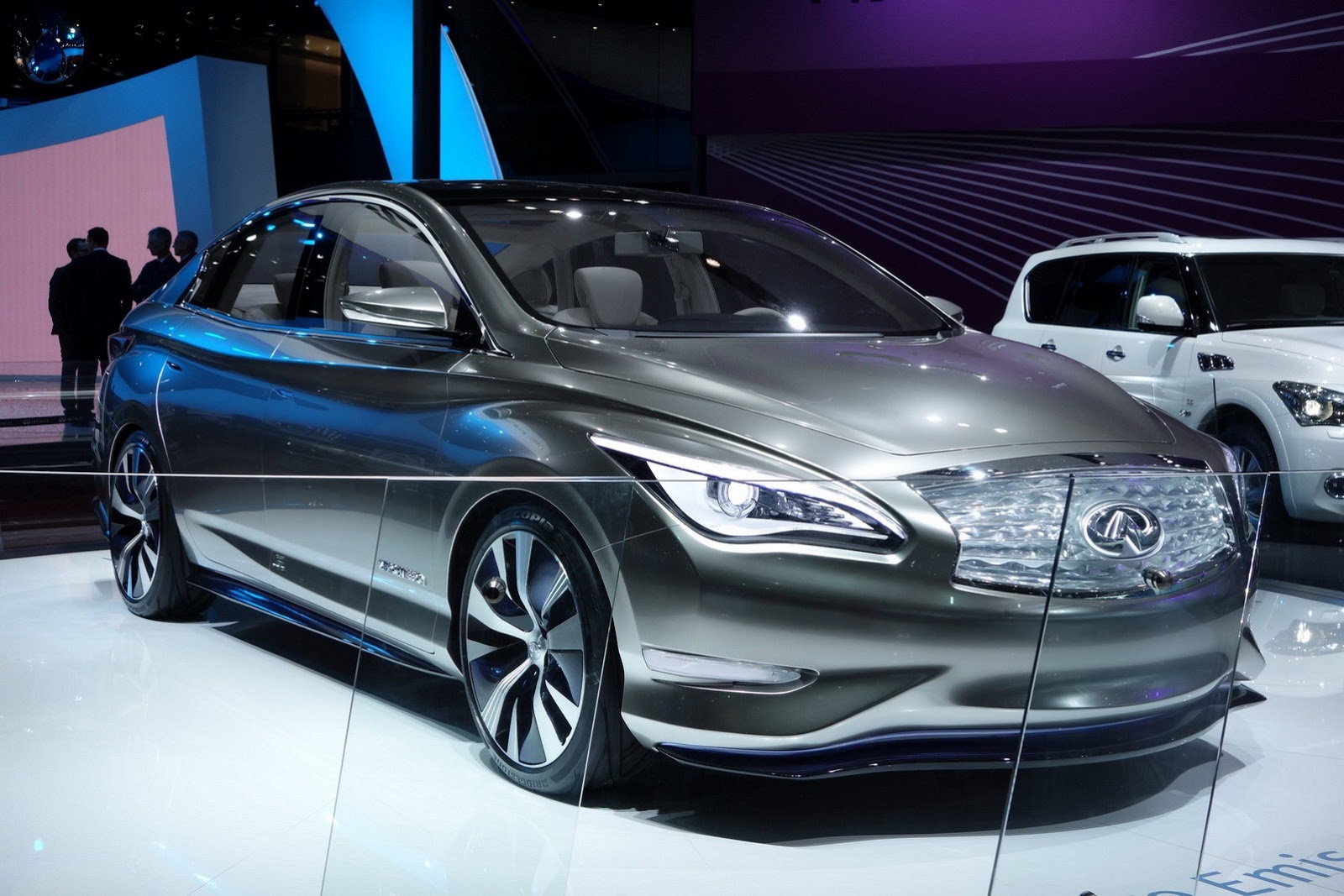 [Infiniti-LE-Concept-7%255B2%255D.jpg]
