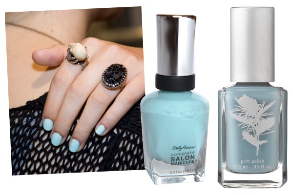 [spring2011nailpolishtrendsblue6.jpg]