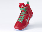 Throwback Thursday: Look Back at LBJs 2011 Christmas Shoes nike lebron 9 gr christmas 8 01 Throwback Thursday: Look Back at LBJs 2011 Christmas Shoes