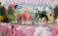 Álbum de fotos de Nicole - 1 ano. Fotografias de Adriana Pimenta Produções, que faz foto e vídeo de casamentos, aniversários e eventos em geral, bem como fotoprodutos, fotolivros e álbuns diagramados. Atua em São Paulo. Album (digital) de fotos de Nicole - 1 ano. Fotografias digitais de Adriana Pimenta Produções, que faz foto e vídeo de casamentos, aniversários e eventos em geral, bem como fotoprodutos, fotolivros e álbuns diagramados. Atua em São Paulo.