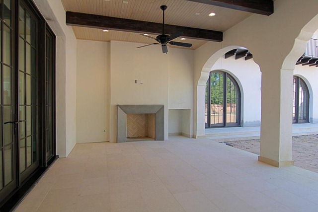 [piney%2520point%2520loggia%255B4%255D.jpg]