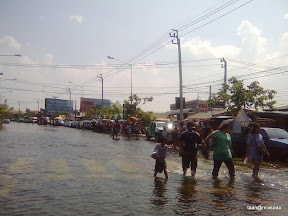 พ่อพุ่กันไปกู้บ้านครั้งที่ 1