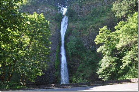 Touring the Gorge (waterfalls), Or 074